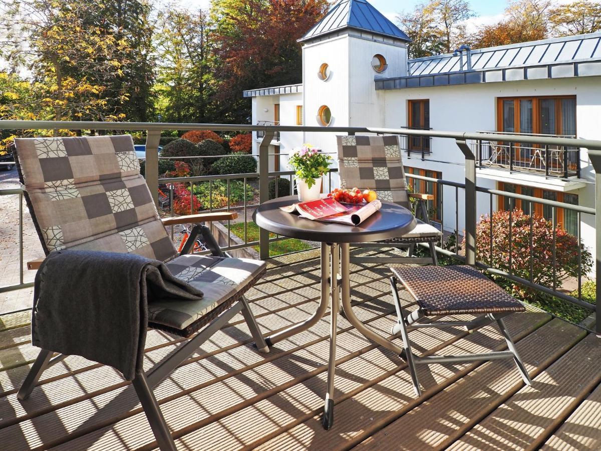 Kaiservillen Heringsdorf - Ferienwohnung Mit 1 Schlafzimmer Und Balkon D211 Eksteriør billede